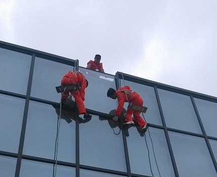 玻璃幕墙维修